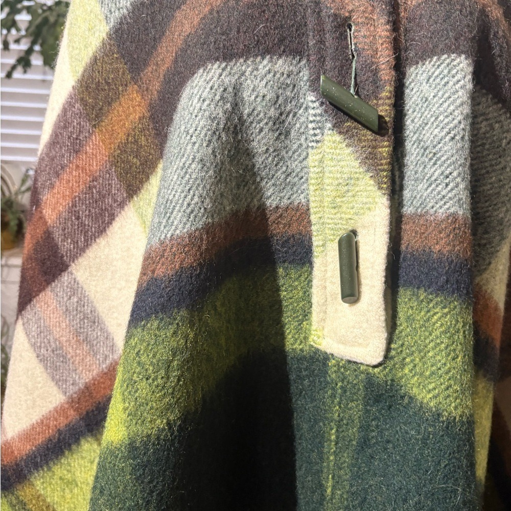 Vintage Wool Plaid Hooded Poncho Cape size O/S FIRm - Picture 5 of 16